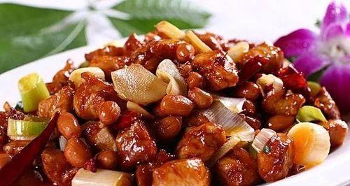 五彩鸡丁盅，缤纷美味（色香味俱全的家常菜，营养丰富、容易操作）