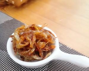 用香草咖哩烤出美味洋葱——烹饪教程（简单易行的做法，让你在家也能享受到餐厅级别的口感）