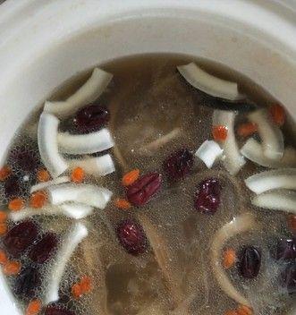 手把手教你做以曇花甜水（做出口感细腻、味道甘醇的以曇花甜水）