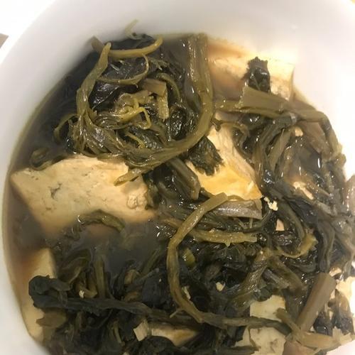 美味雪菜焖豆腐做法大揭秘（以豆腐为主角，雪菜为点睛，绝对让你大饱口福！）