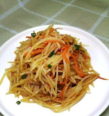 夏日美食（清爽可口，健康美味，夏季必备）