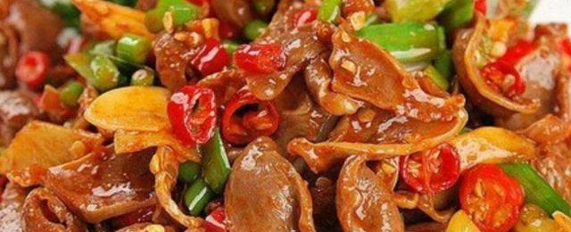 用简单的材料做出美味的鸡肝佳肴（用简单的材料做出美味的鸡肝佳肴）