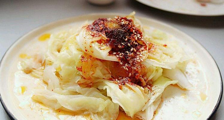 油泼白菜的制作方法（一碗简单美味，舌尖上的幸福）