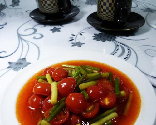 美味又健康，圣女果炒花菜（以新鲜圣女果为主料的花菜炒法，轻松美食好享受）