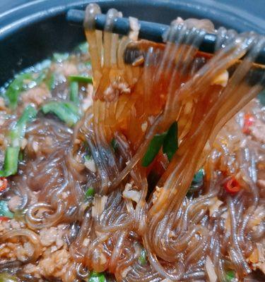 手把手教你做肉末粉丝小白莱（一碗暖心满满的家常美食）