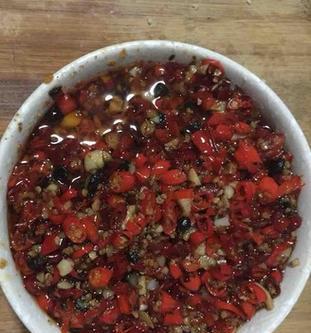 简单易学，味道浓郁，一次做多次吃，香辣可口（简单易学，味道浓郁，一次做多次吃，香辣可口）