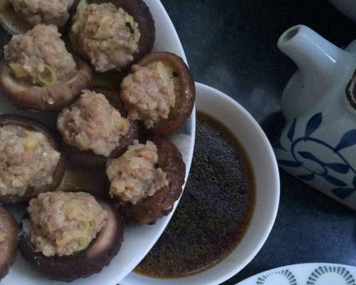 香菇肉丸子的制作方法（健康美味的家常小吃）