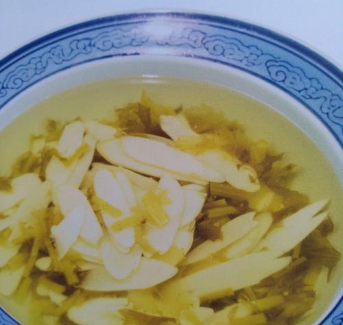 腌肉唔笋的家常做法（一道开胃美味，让你回味无穷的家常佳肴）