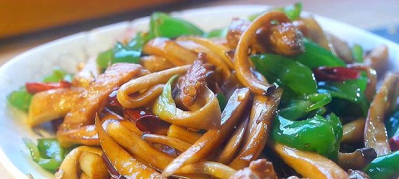 美味又健康，肉丝炒杏鲍菇（一道简单易学的家常菜）