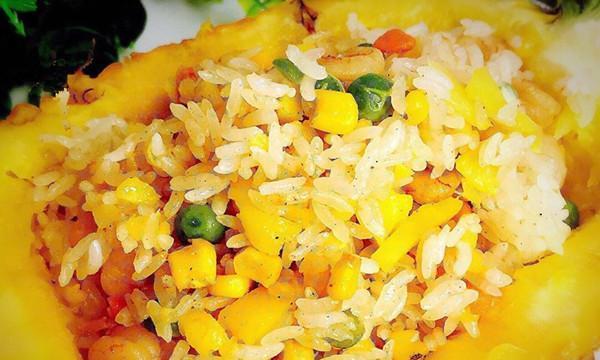 用色彩打造美味炒饭（15个小技巧教你炒出色彩缤纷的美味炒饭）