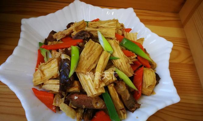 家常菜谱（健康营养、美味可口，百年老店经典菜谱）