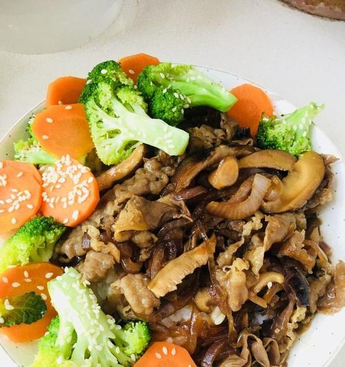 沙茶肥牛饭的制作方法（打造香气四溢的美味佳肴）