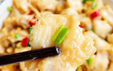 蒜蓉蒸巴沙鱼的做法（家庭美食）