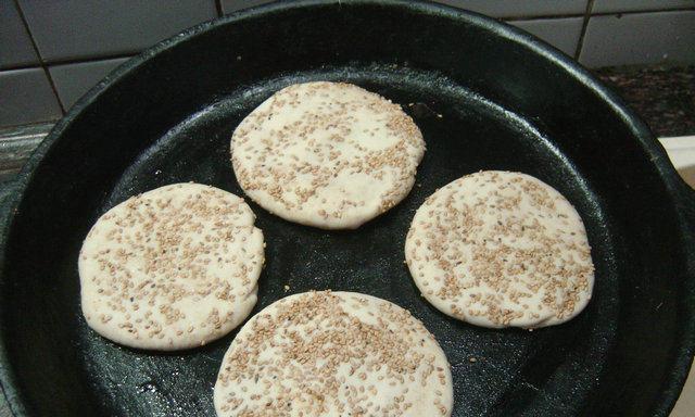 隐形饼底（为你的蛋糕增添别样风味/蛋糕底部新）