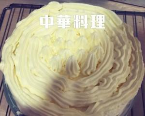 十寸奶油戚风蛋糕的制作方法（轻松做出口感绵密、口感鲜美的蛋糕）