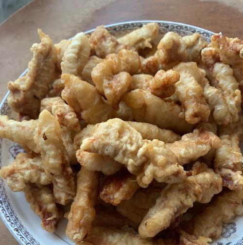 小酥肉年味，家庭年夜饭的新选择（传统年夜饭究竟有多少陈规？这种新式煮法，值得你试一试！）