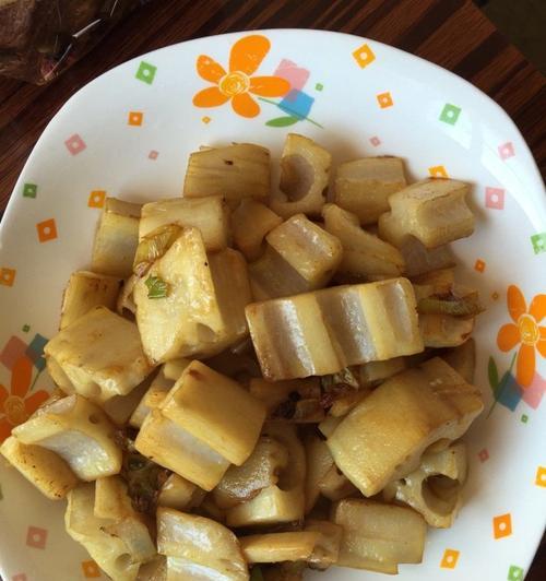 糖醋藕块的家常做法（家庭必备营养美食）