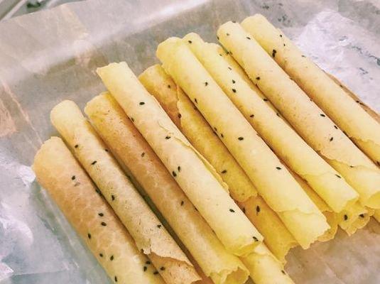茼蒿鸡蛋卷的美味制作方法（做法详解，让你轻松享受营养美味）