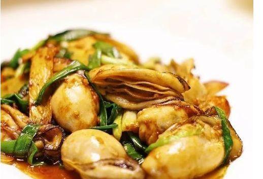 生蚝炒韭菜（做法详解，轻松学会，美食家的必备技能）