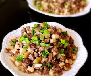 美味健康的杏鲍菇牛肉丁料理（健康低脂的做法，营养丰富的美味！）