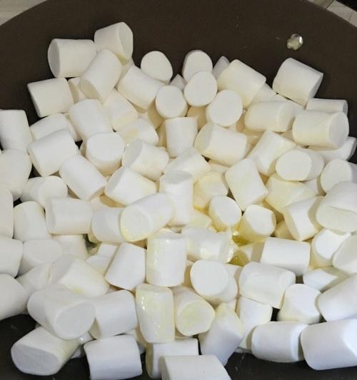 手工制作牛扎糖棉花糖（用糖和心做出美好的味道）