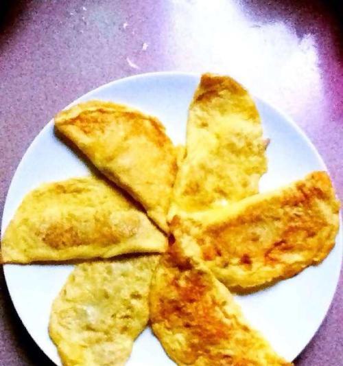 如何制作美味鲜肉馅蛋饺（口感细腻，营养丰富的中式传统美食）