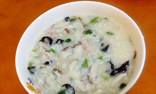 健康饮食（以香菇粥为主食，打造营养健康生活）