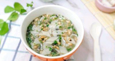 美味可口的以什锦面片汤（一碗暖心暖胃的家常美食，打造你的独特口感）