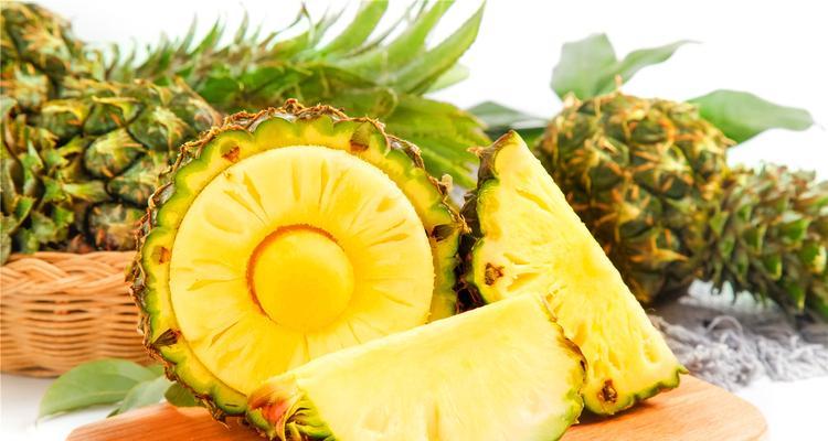 以水果晶钻做法，让水果更美味（创意美食，一份色彩斑斓的健康体验）