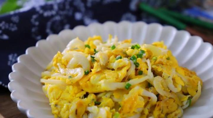 传统美食——银鱼羹制作秘诀（如何制作美味可口的银鱼羹？）
