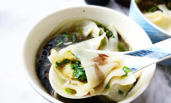 鲜肉春笋小馄饨的制作方法（香气四溢，味道鲜美的家常小馄饨）
