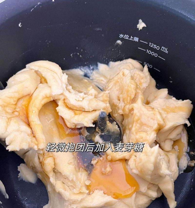 自制莲蓉馅月饼：做法、步骤及技巧