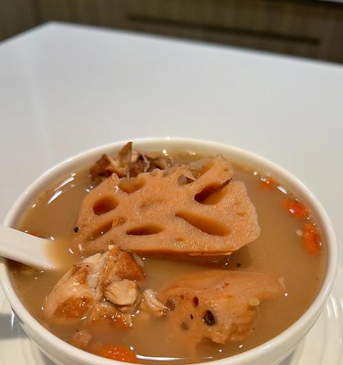 暖心冬日，砂锅排骨汤（家常做法，暖胃养身）