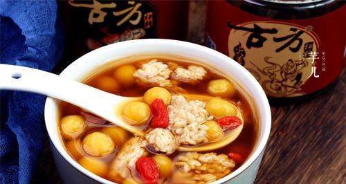 汤圆煮米酒，美味又养生
