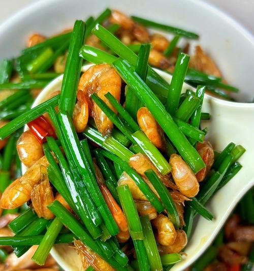 美食推荐（美味佳肴，家常小吃，快来尝尝吧！）