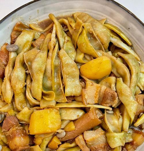 家常美食（营养丰富、清爽可口，让你爱上健康饮食）