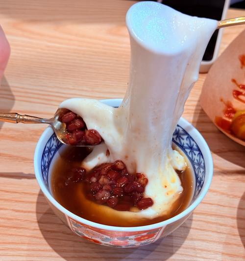自制红豆炖奶的做法大揭秘（如何用简单的步骤制作美味又健康的红豆炖奶）