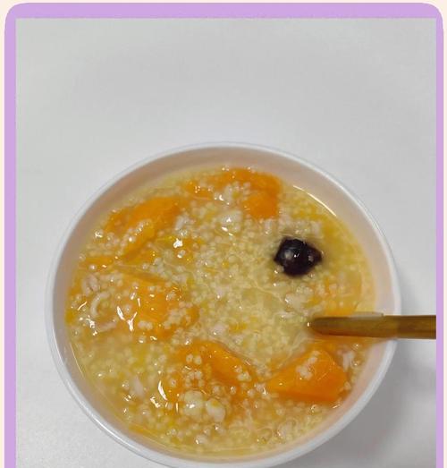鲜虾木耳小米粥，美味养生双重享受（以小米为基底，搭配新鲜虾仁和木耳的营养丰富鲜美粥品）