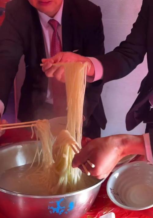传承经典，陕北面食滋卷的做法（陕北面食文化、滋卷的制作方法）