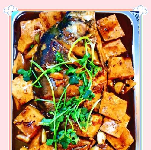 麻辣美味，以鱼块烧豆腐的做法（辣味十足的豆腐烧鱼块，让你爱不释口）