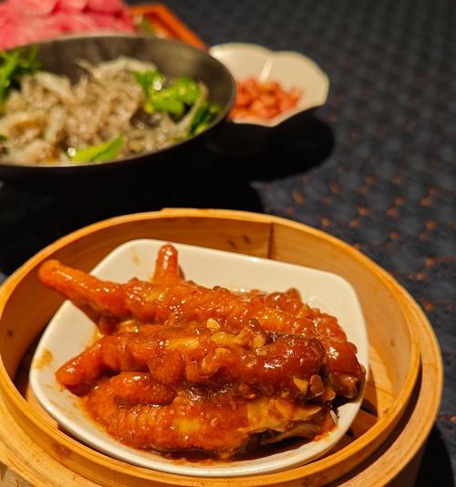支竹煮凤爪，佳肴美食（教你制作美味的支竹煮凤爪，吃出健康与美味！）
