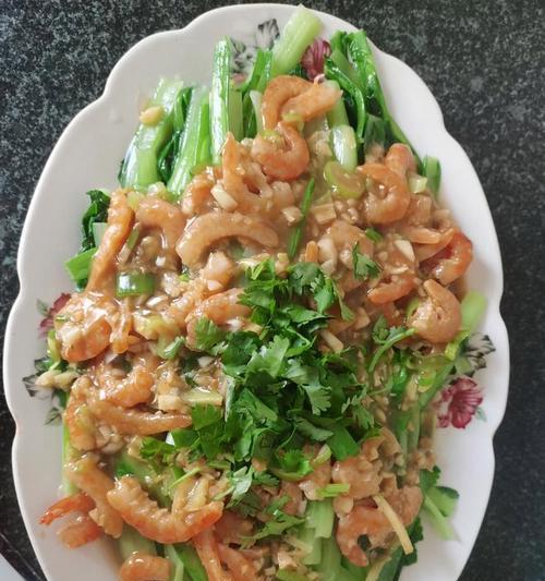 美味虾米炒大白菜，舌尖上的佳肴（教你制作一道家常菜，清新爽口又开胃）