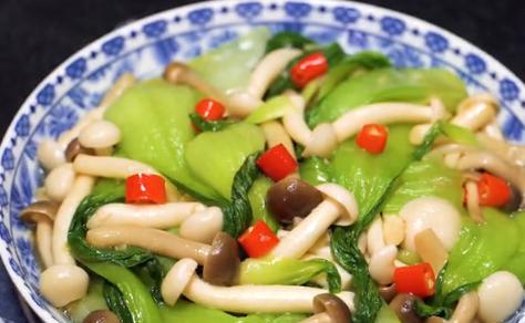 美味双菇，素食佳品（以素炒双菇，营养丰富、味道极佳）