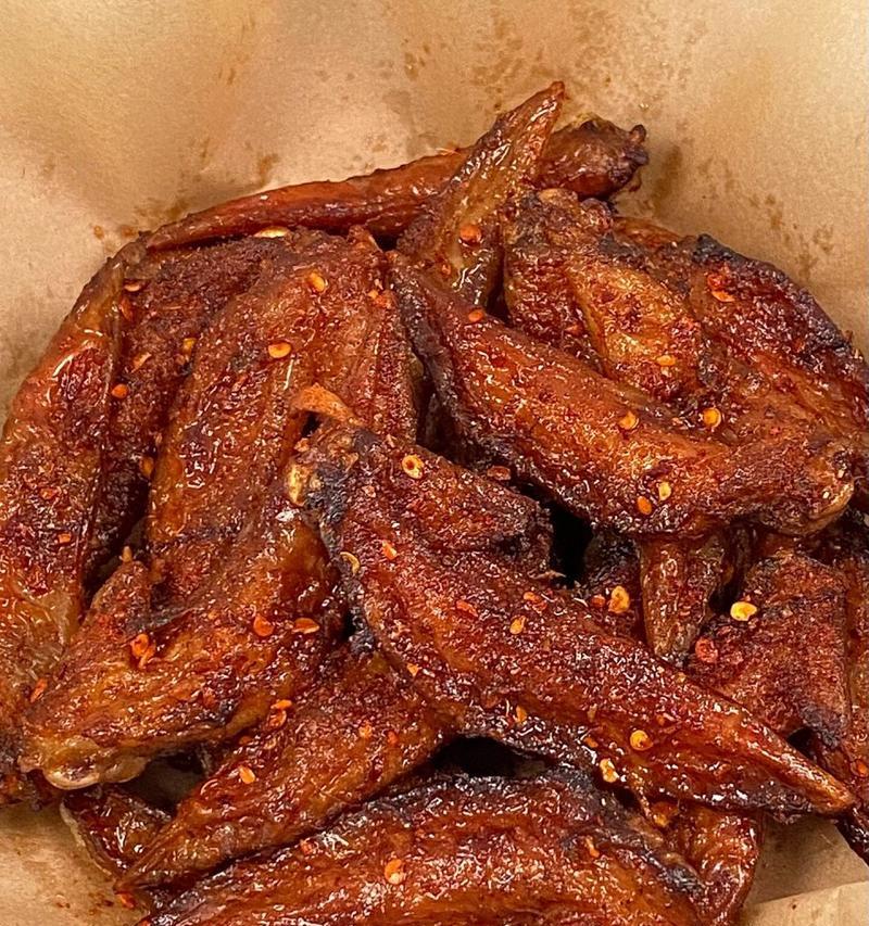 烧烤鸡尖的制作方法（如何制作香嫩多汁的烧烤鸡尖）