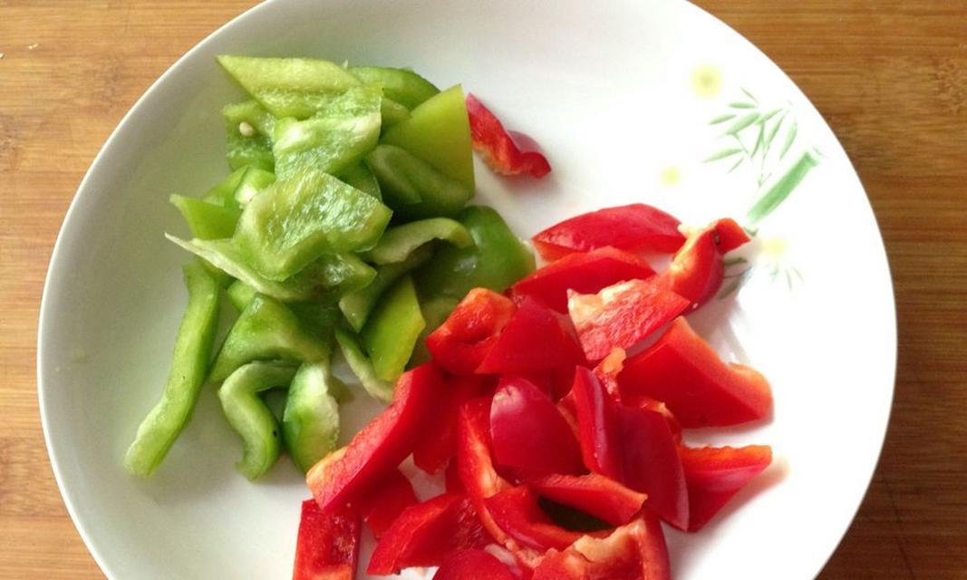 美味香菇培根卷，一次过瘾（简单易学，做出鲜香口感的健康美食）