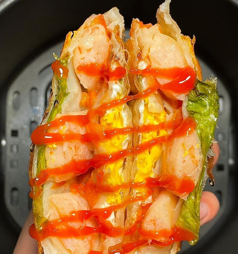 自制手抓饼煎蛋，让你轻松享用美食（简单易学，营养美味的自制手抓饼煎蛋）