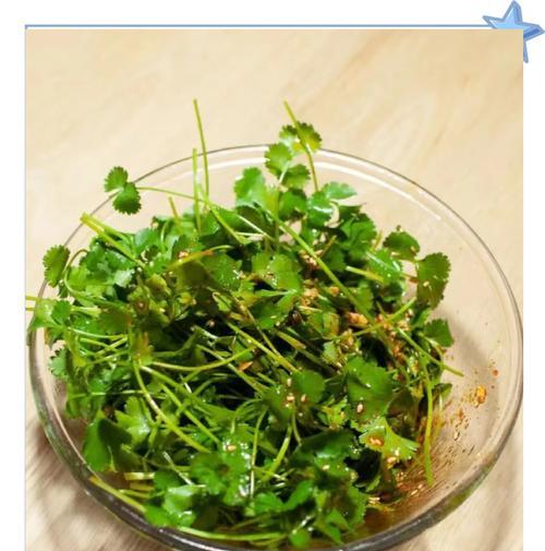 鱼籽炒香菜——提升菜品鲜香的秘密武器（用小小鱼籽，炮制出大大美味/）