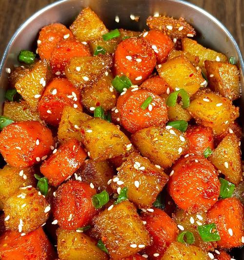 美食分享（一道简单易学的美食佳肴，享受炸香火腿的美味）