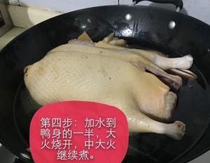 三套鸭的美食探秘（品味不一样的鸭肉美味、三种口味一次享受）