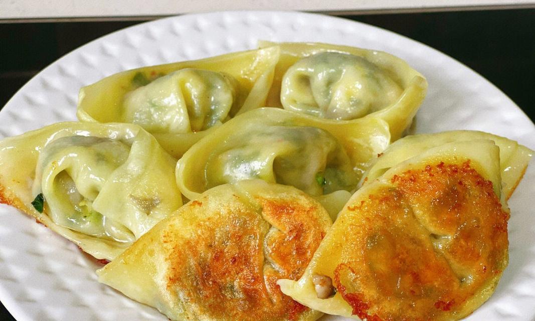猪肉香菇馄饨的做法——口感绝佳的家常美食（一份热腾腾的幸福，用爱的味道温暖你的心）